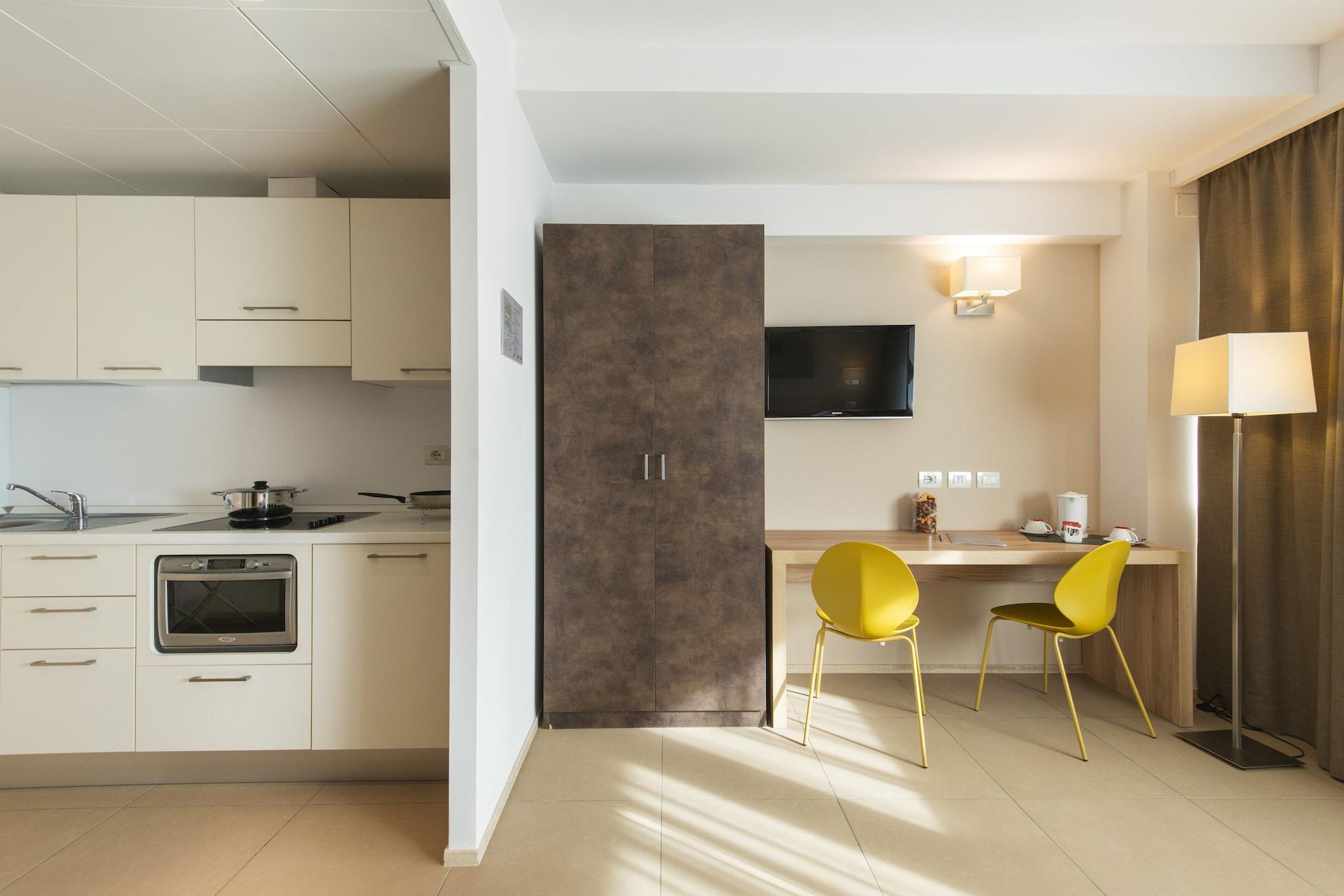 Hotel Dimorae Rooms And Suites - Apartments Civitanova Marche Dış mekan fotoğraf