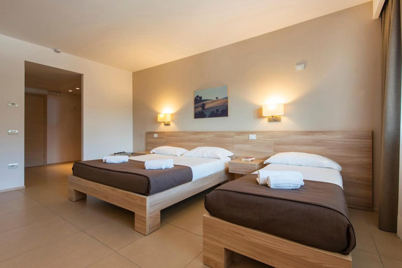 Hotel Dimorae Rooms And Suites - Apartments Civitanova Marche Oda fotoğraf