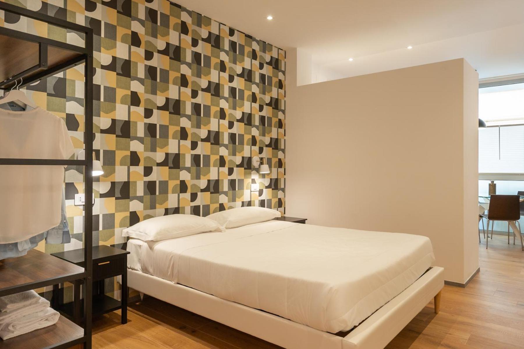 Hotel Dimorae Rooms And Suites - Apartments Civitanova Marche Dış mekan fotoğraf