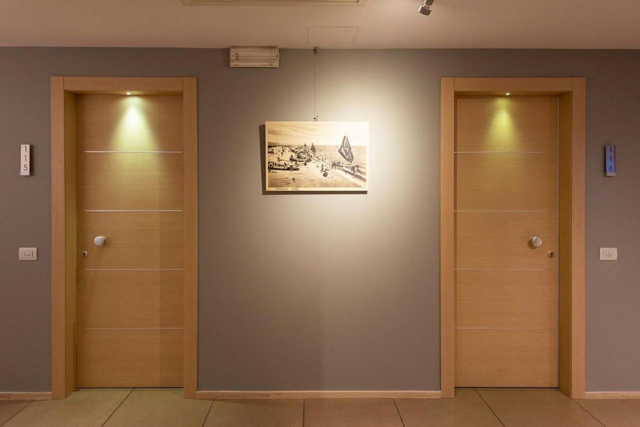 Hotel Dimorae Rooms And Suites - Apartments Civitanova Marche Dış mekan fotoğraf