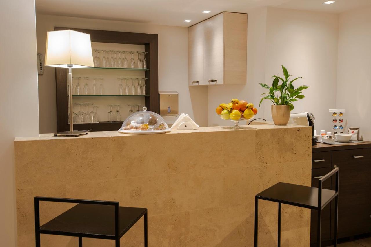 Hotel Dimorae Rooms And Suites - Apartments Civitanova Marche Dış mekan fotoğraf